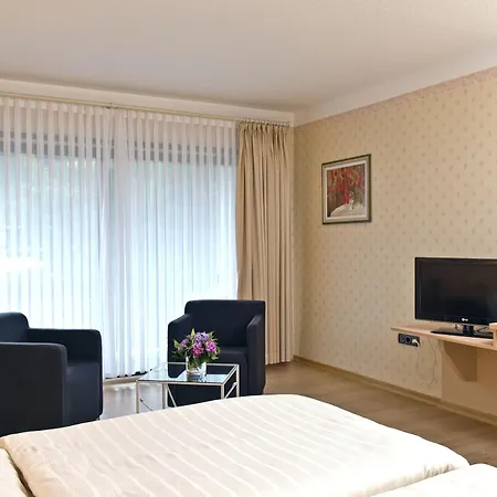 Wyndham Garden Hotel 4*
