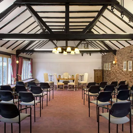 Wyndham Garden Hotel 4*