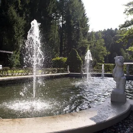 Wyndham Garden Hotel 4*