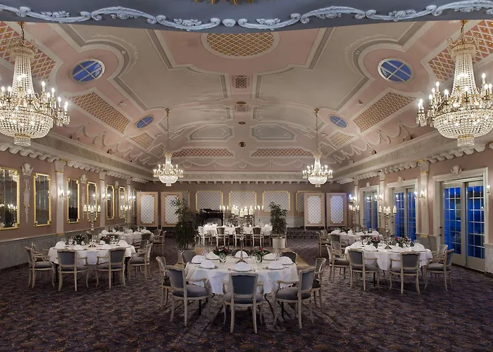 Wyndham Garden Hotel