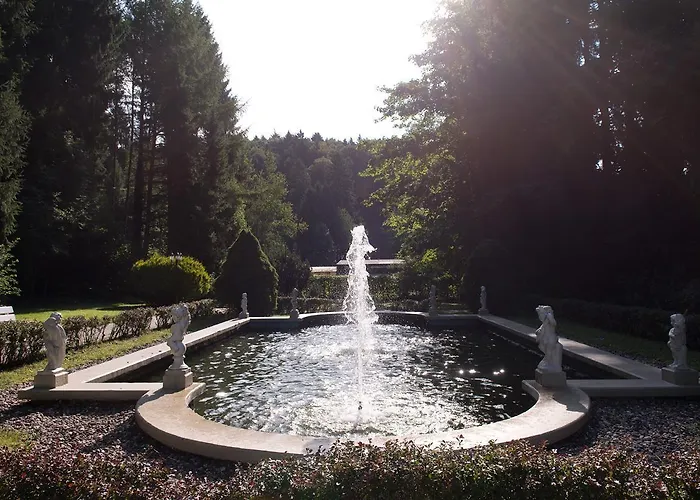 Wyndham Garden Hotel 4*