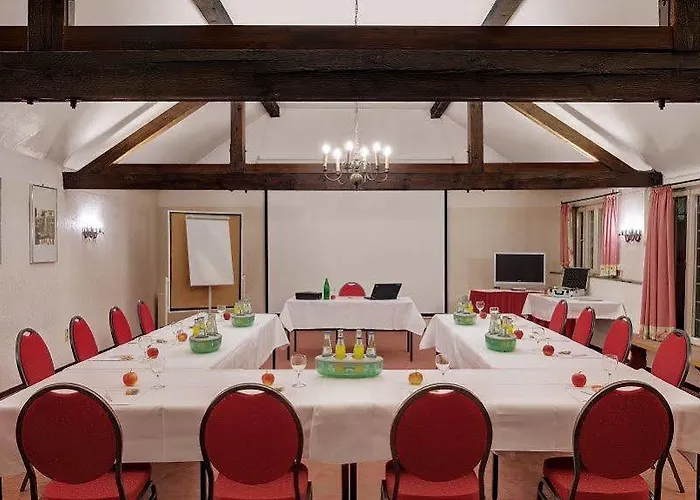 Wyndham Garden Hotel 4*